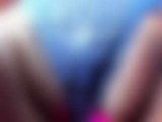 Live cam show with bethanywilson22 - Average on Camsoda