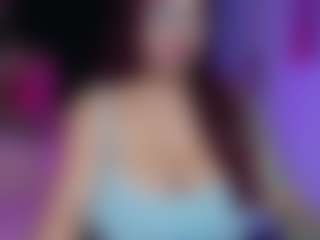 Live cam show with Lena Madison - Big Nipples on chickslive.net
