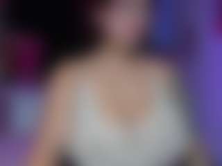 Live cam show with Lena Madison - Moaning on crypto-cams