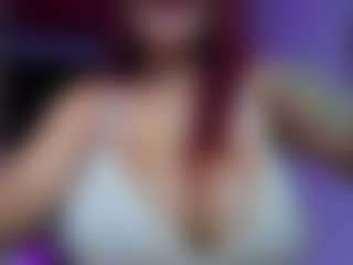 Live cam show with Lena Madison - Moaning on eurowanks.com