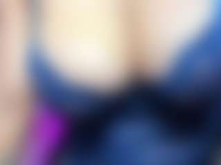 Live cam show with Lena Madison - Bedroom Red Hair on livesuperchat.net