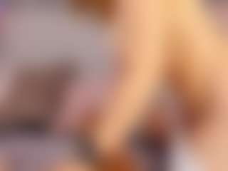 Live cam show with my-friends-mom - Gamer MILF on xplaylive.com