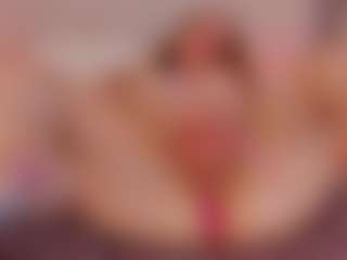 Live cam show with my-friends-mom - Gamer MILF on Lustler