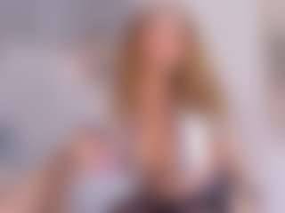 Live cam show with my-friends-mom - Dirty Talk on xplaylive.com