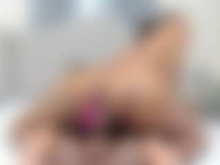 Live cam show with BECKY ROSE - Latina on 1on1-livenow | colombia