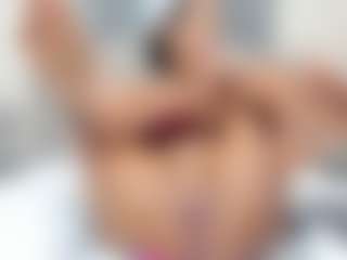 Live cam show with BECKY ROSE - Ebony on fapnchat