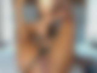 Live cam show with BECKY ROSE - Black on Milfs Live