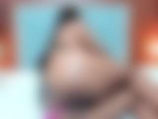Live cam show with BECKY ROSE - Ebony Teen (18+) on luckytryst.com | colombia