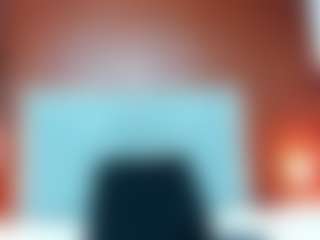 Live cam show with BECKY ROSE - Black Shaved Pussy on Milf Play