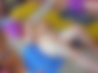 Live cam show with BoobieBabe - Smoking on Camiplay Live