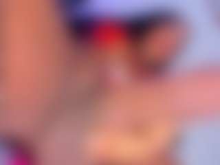 Live cam show with Channelss-diirty - Tease on CamClone