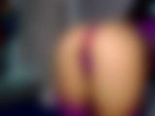 CHARLIE B. HUSTLE's Live Sex Cam Show