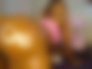Caramel Empress's Live Sex Cam Show