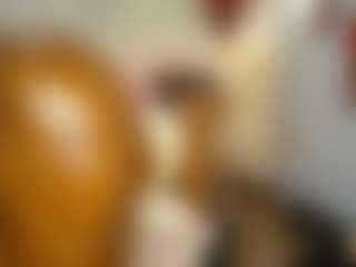 Live cam show with Caramel Empress - Strip Black on luckytryst.com