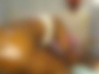 Live cam show with Caramel Empress - Sexwebcam on Milf Play