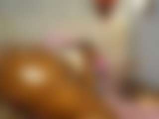 Live cam show with Caramel Empress - Shredded on SxyPornLive