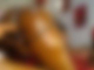 Live cam show with Caramel Empress - Brown Eyes on CamClone