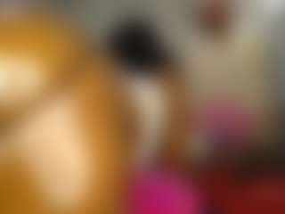 Caramel Empress's Live Sex Cam Show