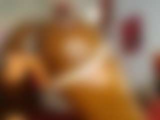 Live cam show with Caramel Empress - Ebony on Camsoda