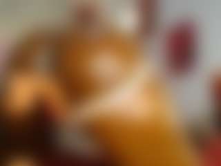 Live cam show with Caramel Empress - Strip Ebony on Latina Girls