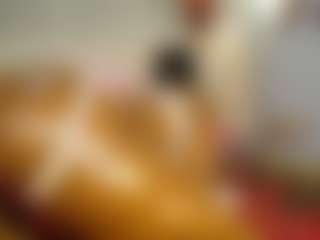 Live cam show with Caramel Empress - Bedroom Black on hotwifechat.live