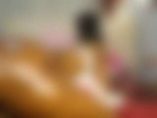 Live cam show with Caramel Empress - Blowjob on SquirtSoMuch