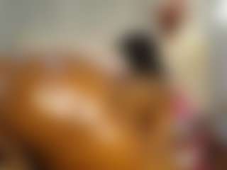 Live cam show with Caramel Empress - Ebony Blowjob on googirlz