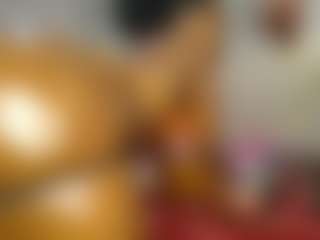 Caramel Empress's Live Sex Cam Show