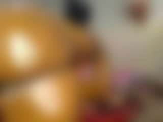 Caramel Empress's Live Sex Cam Show