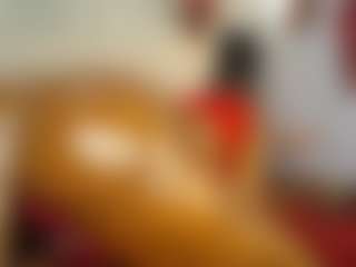 Live cam show with Caramel Empress - Lovense Teen (18+) on Dare Cams