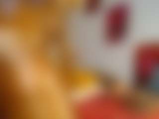 Live cam show with Caramel Empress - Lush on Gym Cam Girls