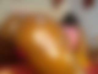 Caramel Empress's Live Sex Cam Show