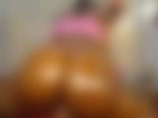Caramel Empress's Live Sex Cam Show