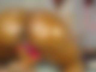 Live cam show with Caramel Empress - Lovense on Big Tits