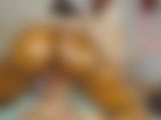 Caramel Empress's Live Sex Cam Show