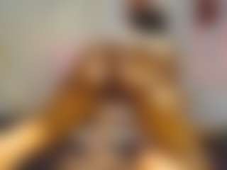 Live cam show with Caramel Empress - Foot Fetish Toys on MyBangCams
