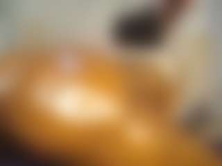 Live cam show with Caramel Empress - Shaved Pussy on SmokeAndPoke