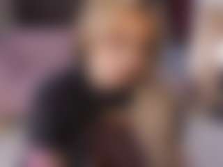 hott__mind MILF webcam performer live streaming