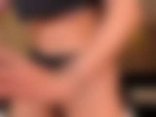 MaryLewis's Live Sex Cam Show