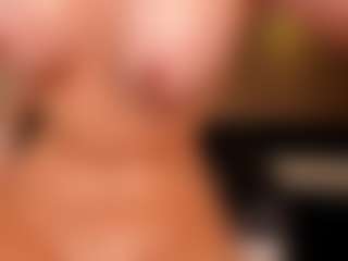 MaryLewis's Live Sex Cam Show