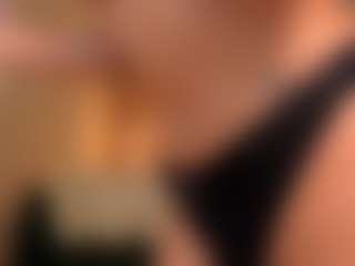 MaryLewis's Live Sex Cam Show