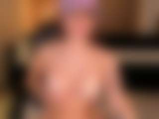 MaryLewis's Live Sex Cam Show