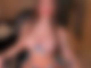 MaryLewis's Live Sex Cam Show