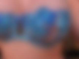MaryLewis's Live Sex Cam Show
