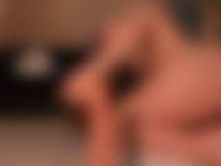 MaryLewis's Live Sex Cam Show