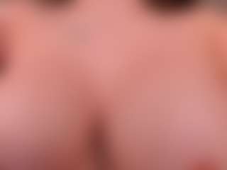 MaryLewis's Live Sex Cam Show