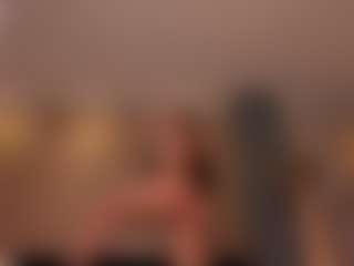 MaryLewis's Live Sex Cam Show