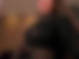 MaryLewis's Live Sex Cam Show