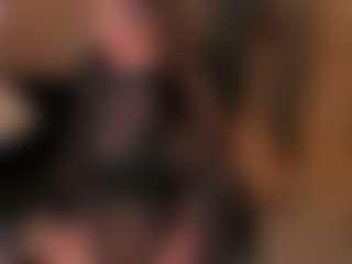 MaryLewis's Live Sex Cam Show