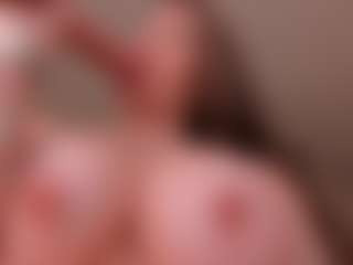 MaryLewis's Live Sex Cam Show